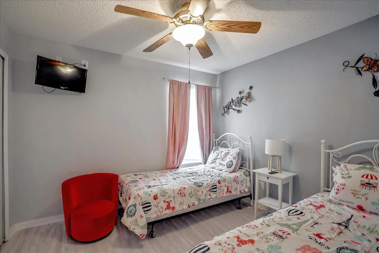 Excellent 7 Bedroom Eir Vacation - Private Pool * 基西米