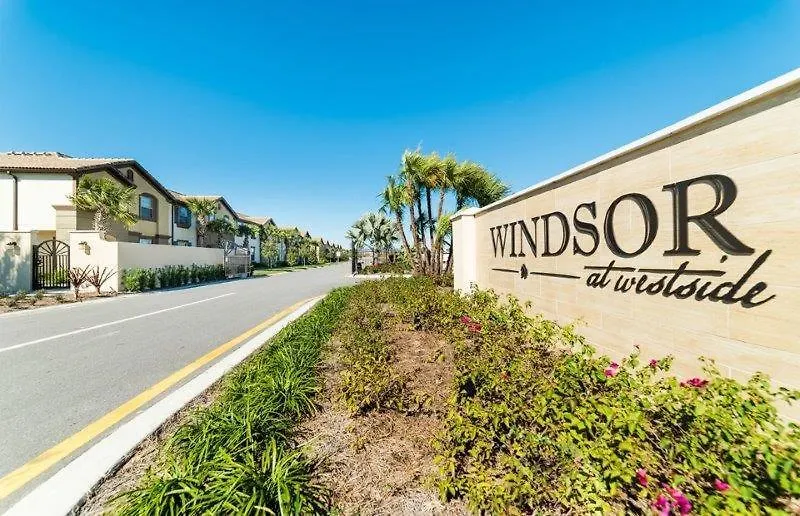 Holiday home Windsor-5 Bed Townhouse W Splashpool-3815ww