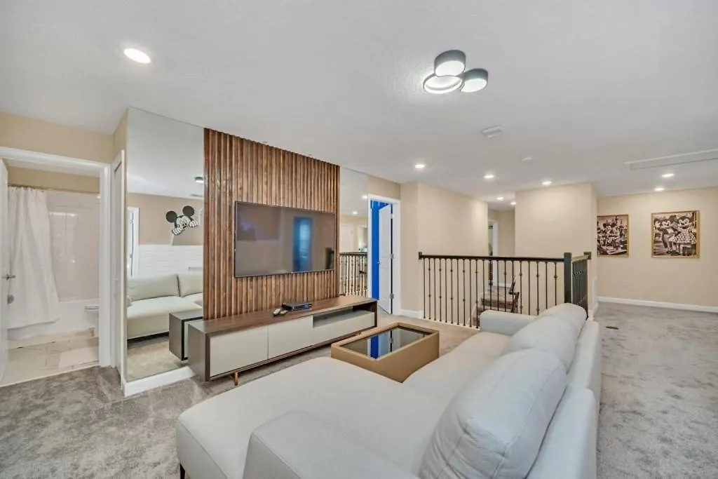Storey 9 Bedroom With Games And Theater Holiday home Kissimmee