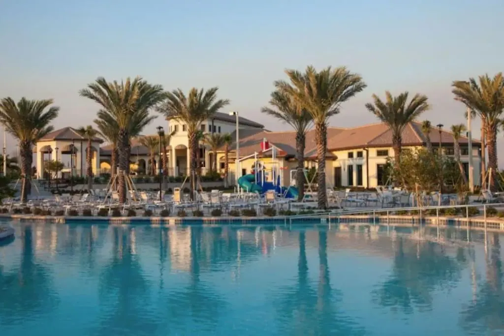 Holiday home Omg! Themed-king Beds With Pool Lazy River And Golf Course Near & Universal *