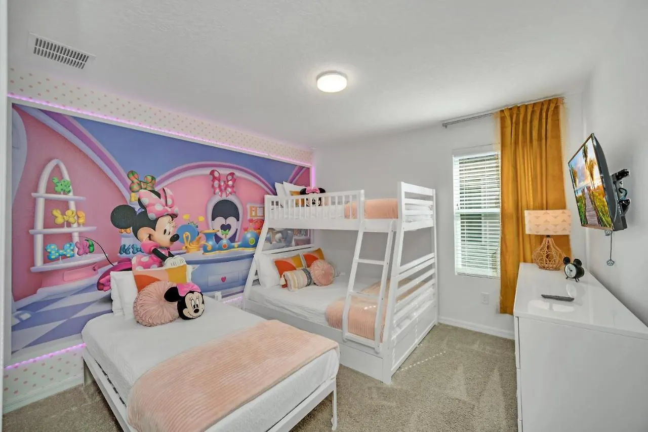 Modern Decor With Themed Rooms, With Retro Game And Huge Pool In Upscale Resort! #6s820 Holiday home *