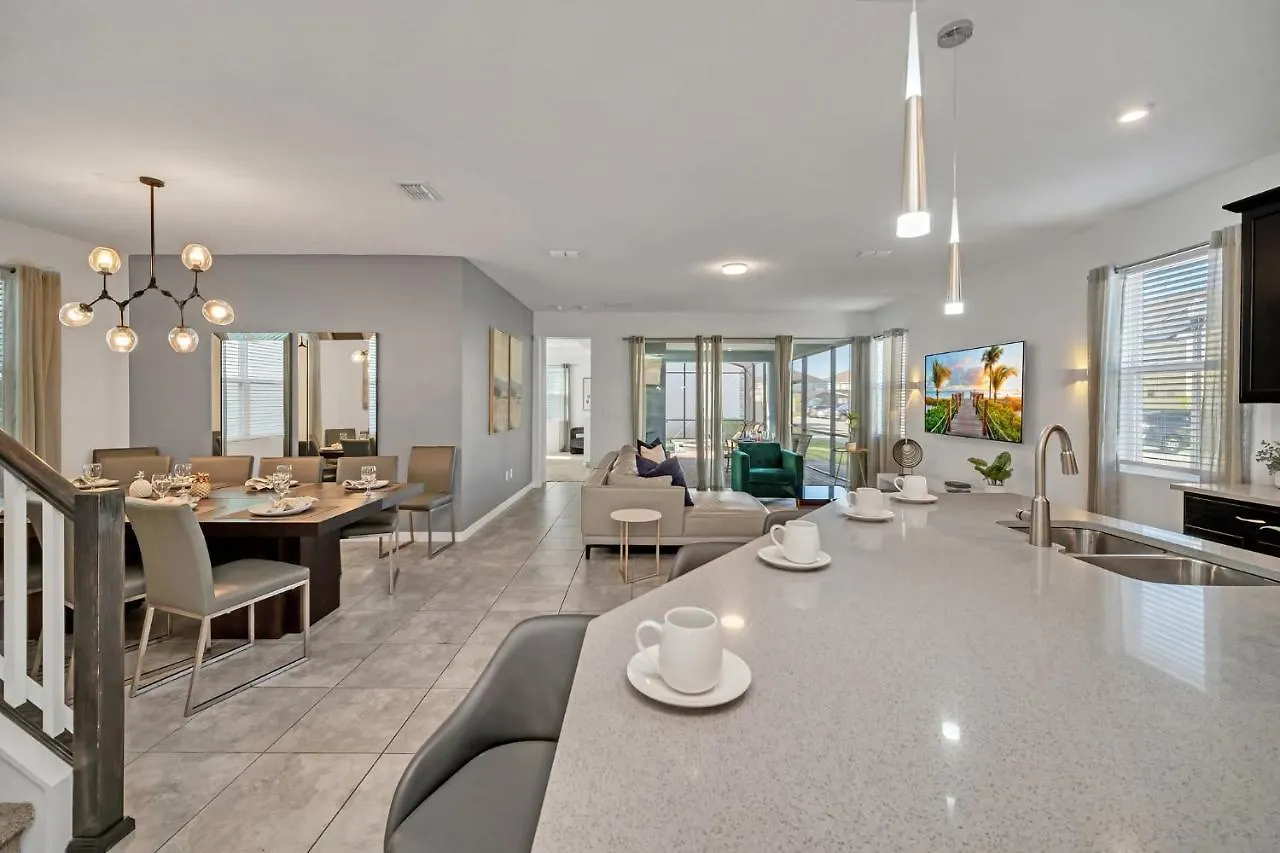 Modern Decor With Themed Rooms, With Retro Game And Huge Pool In Upscale Resort! #6s820 Four Corners