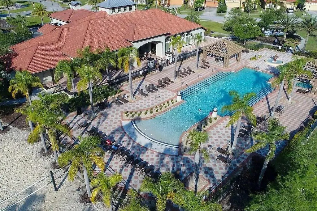 Huge 6br 6bath & Private Pool Min To Disney * Kissimmee