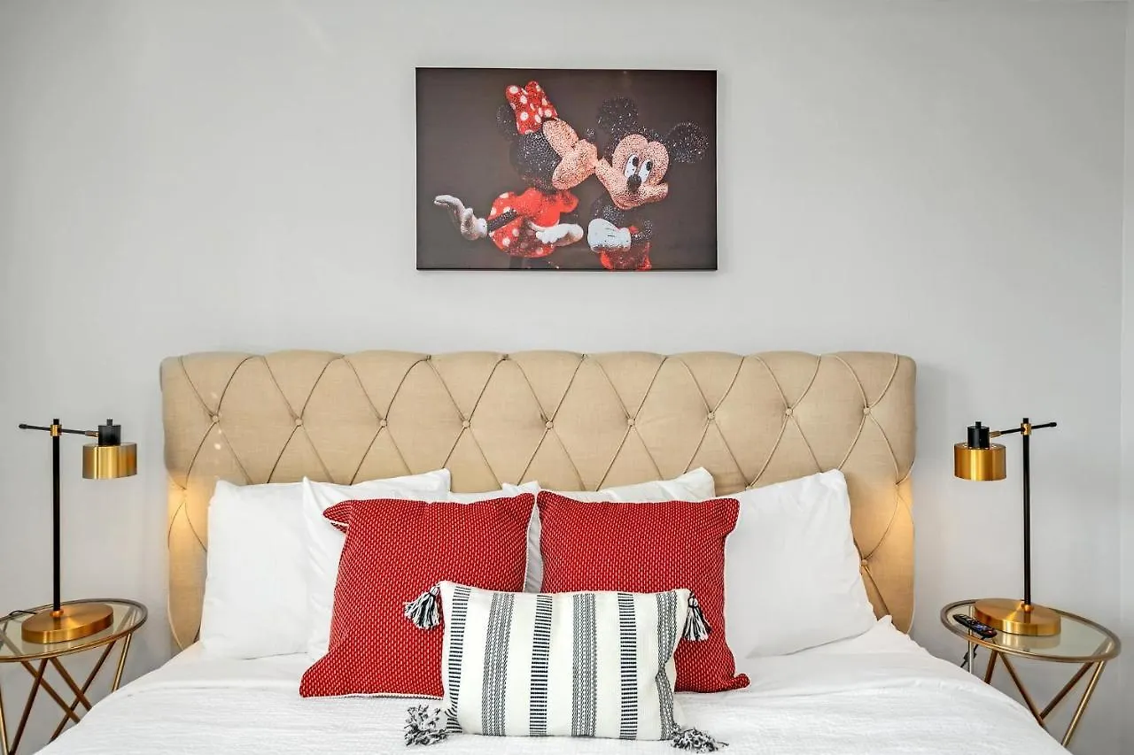 Stunning Modern Family Villa, Pool & Jacuzzi With Private View, Themed Bedrooms! Four Corners