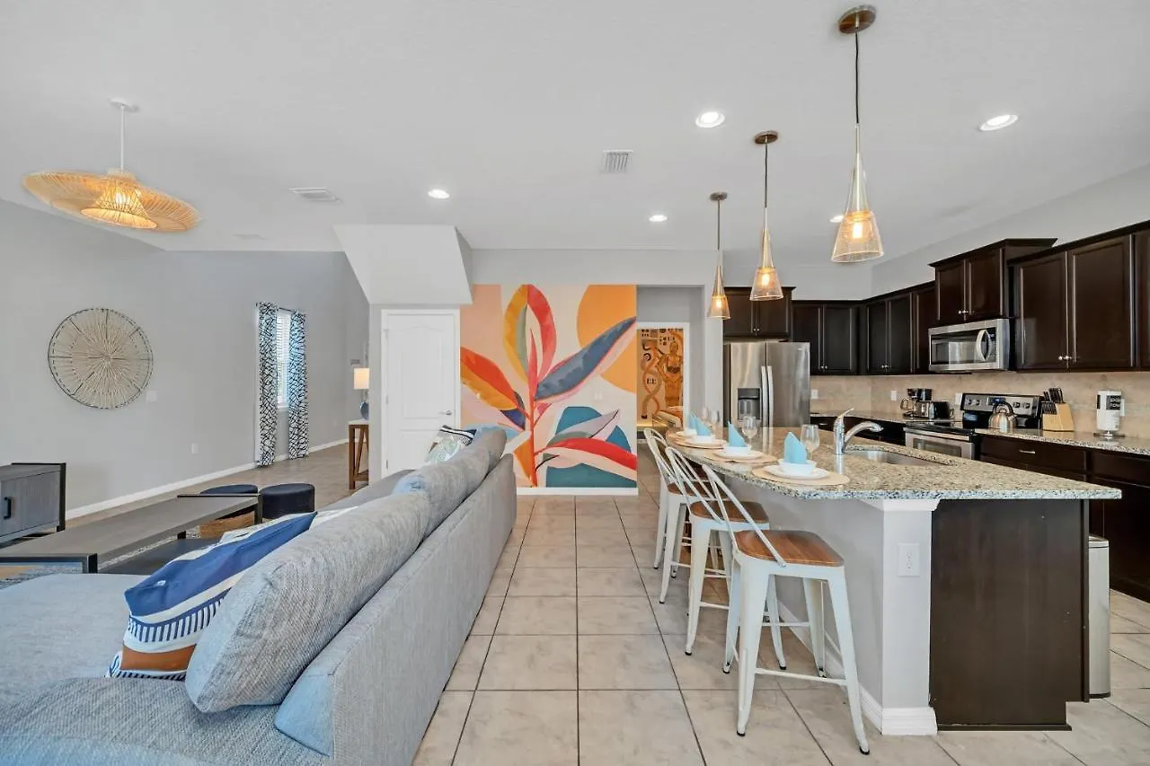 Stunning Modern Family Villa, Pool & Jacuzzi With Private View, Themed Bedrooms! Holiday home