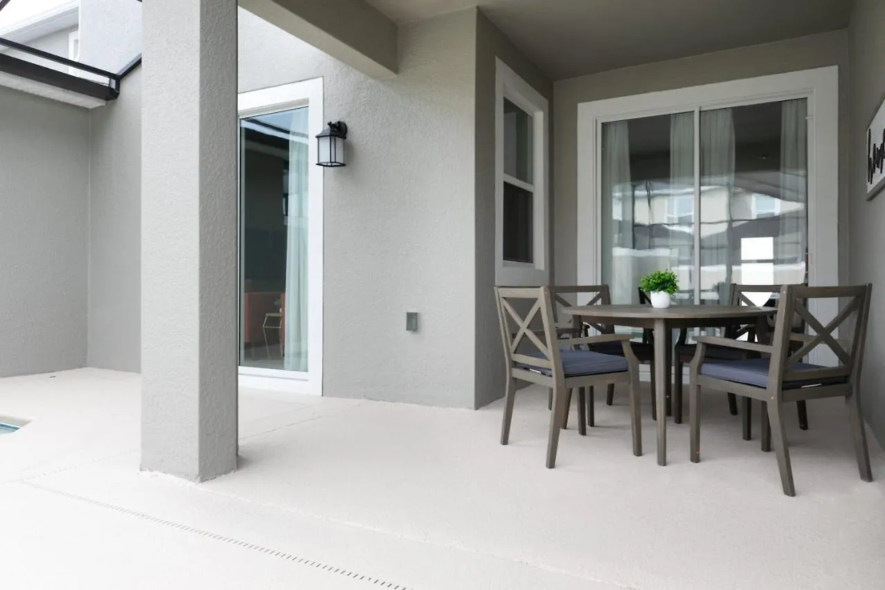 Holiday home Charming Townhouse With Pool At Storey