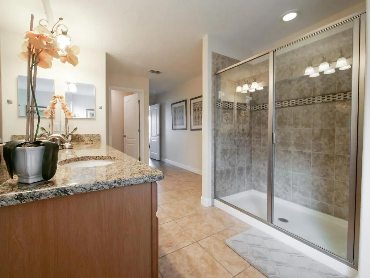 6br 6bath Pvt Pool 10min 3282ft Holiday home Kissimmee
