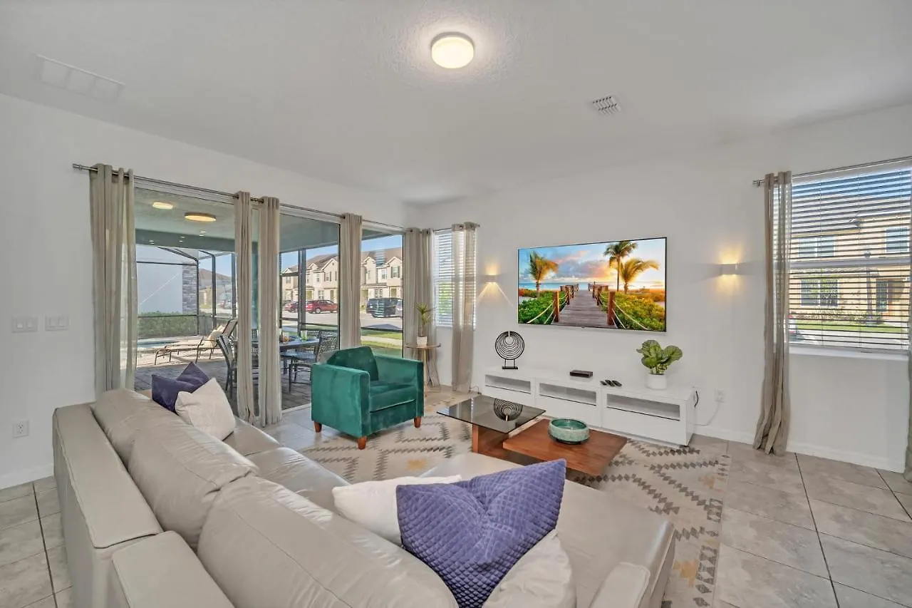 Modern Decor With Themed Rooms, With Retro Game And Huge Pool In Upscale Resort! #6s820 * Four Corners
