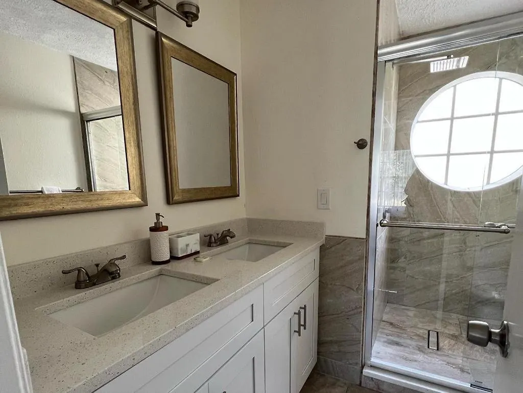 Grand Luxury 3br Penthouse Near Disney Parks Apartment