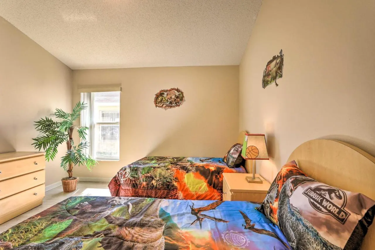 Holiday home With Private Pool About 4 Mi To Disney! Kissimmee