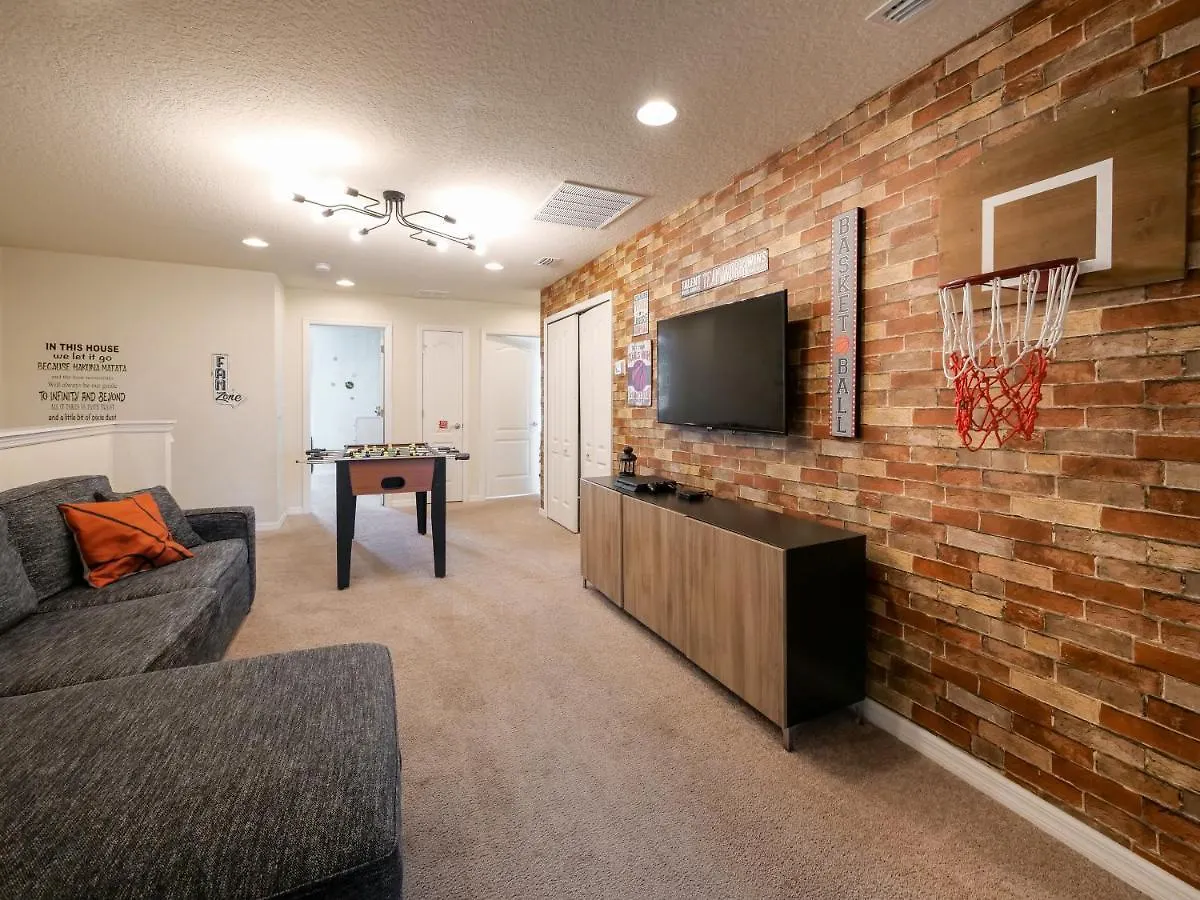 5br 5bath Townhome Pool Bbq 13min 2260ft Holiday home *