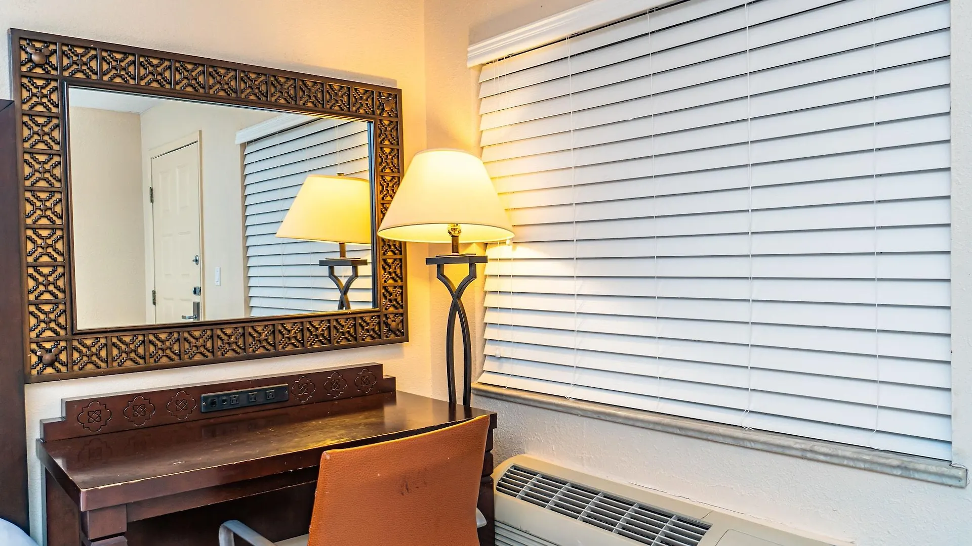 Sevilla Kissimmee- Near 2* Kissimmee