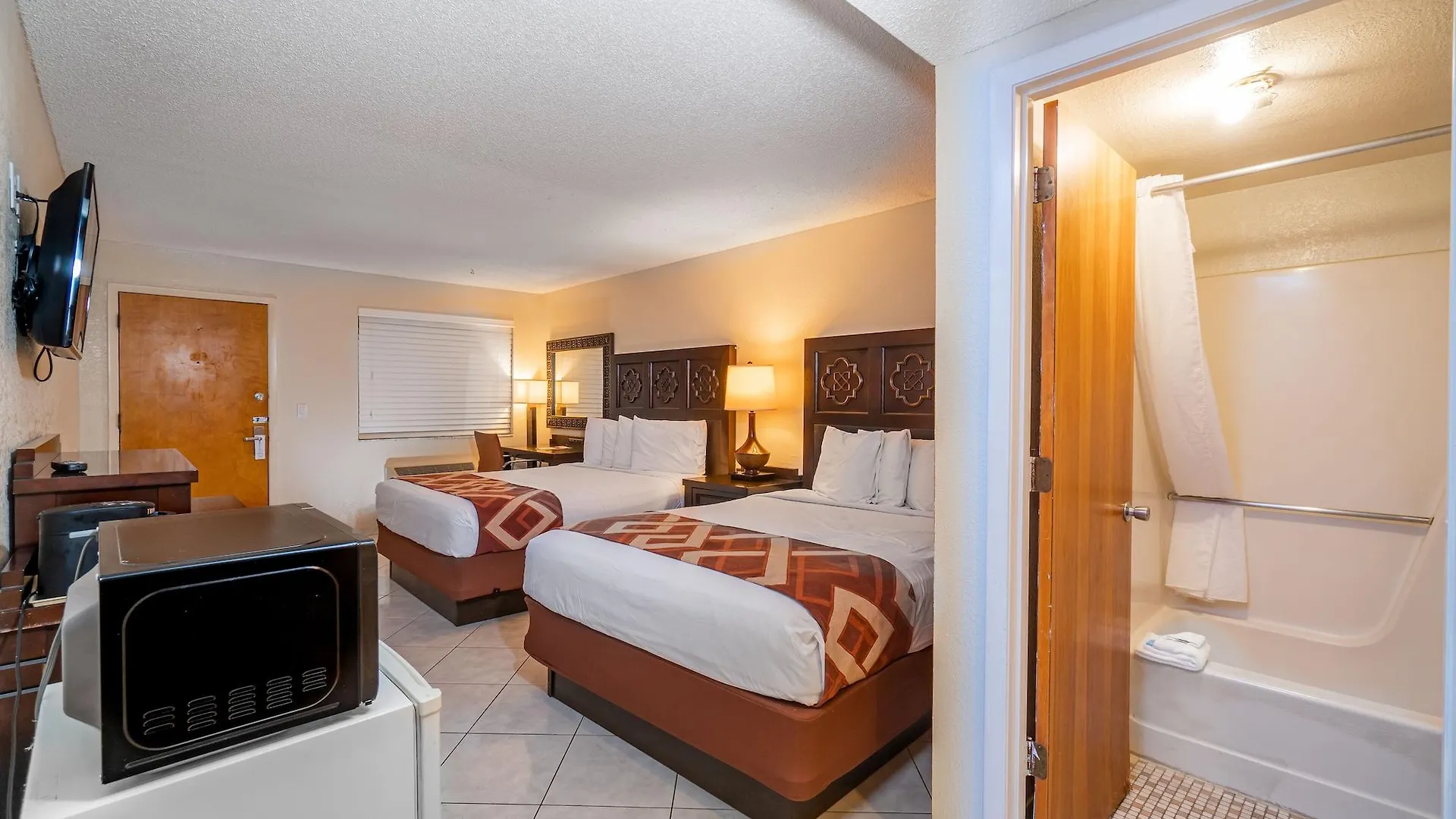 Sevilla Kissimmee- Near 2* Kissimmee
