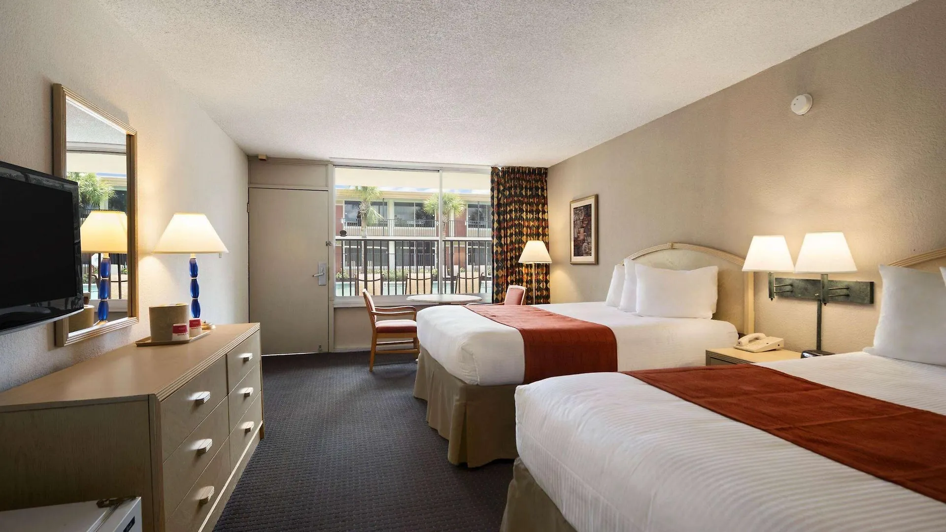 Otel Ramada By Wyndham Kissimmee Gateway - Free Theme Park Shuttle Four Corners