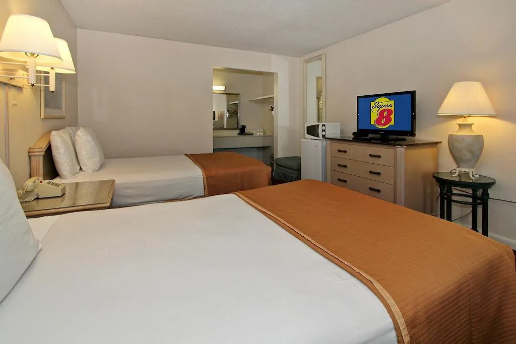 Super 8 By Wyndham 2*