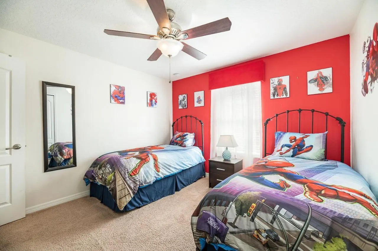 Holiday home Lost In Paradise-cozy Townhouse, Private Heated Pool, Bbq Kissimmee