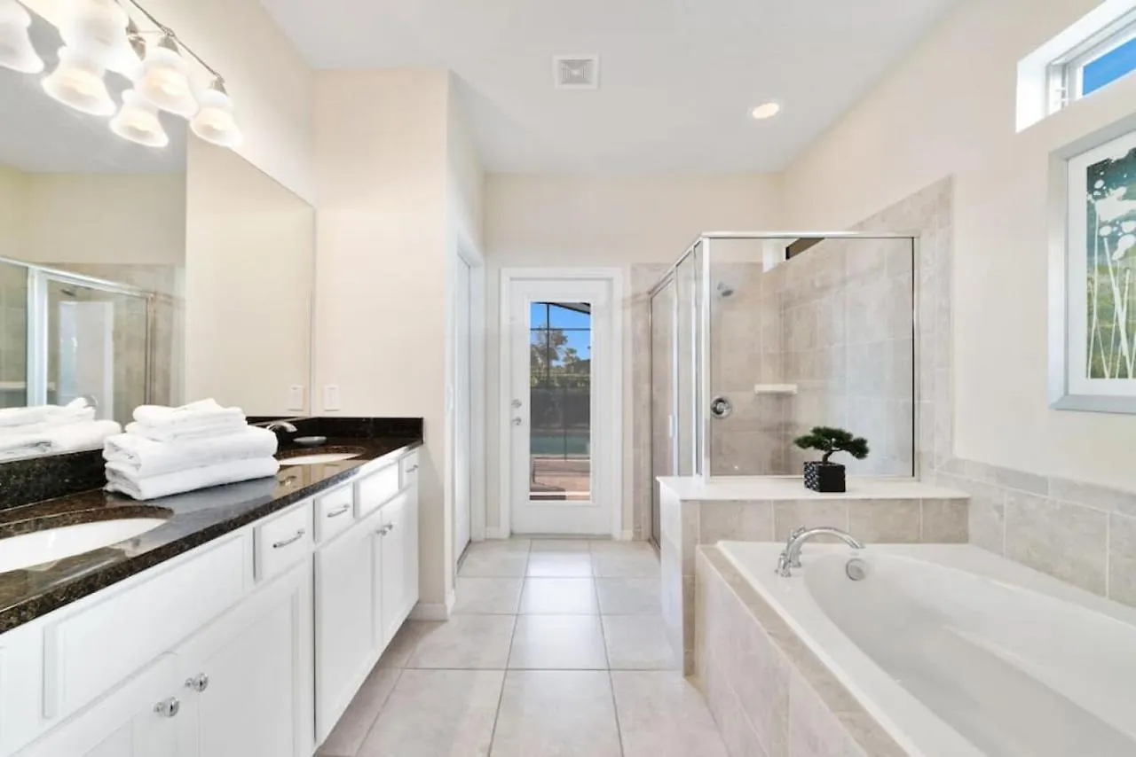 ヴィラ Luxury New Near With Pool 6bedrooms