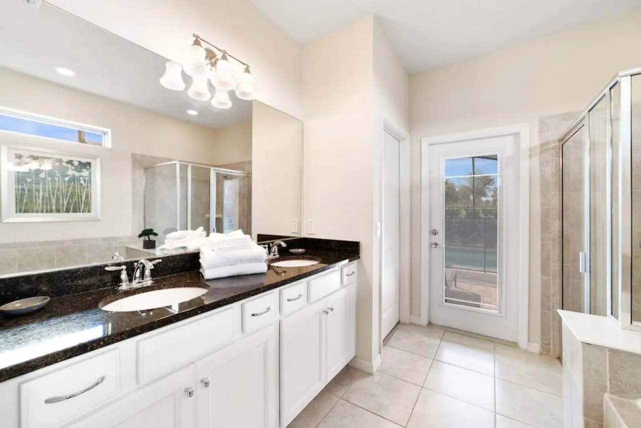 Luxury New Near With Pool 6bedrooms