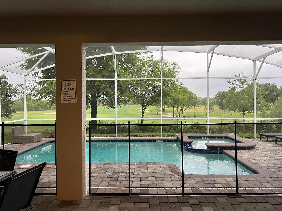 8 Bedrooms 5 Bathrooms And Theater Room, Golf Course View Vila