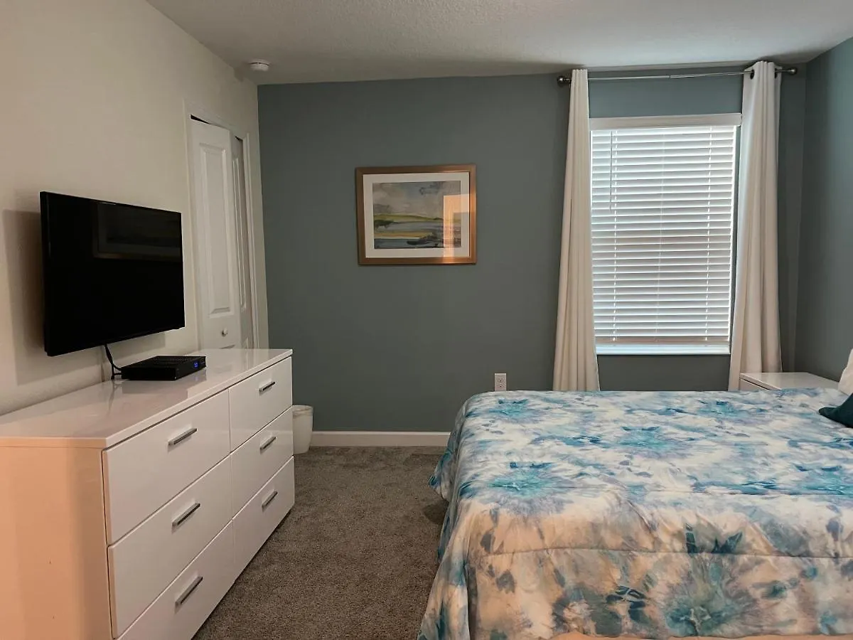 8 Bedrooms 5 Bathrooms And Theater Room, Golf Course View Vila Kissimmee