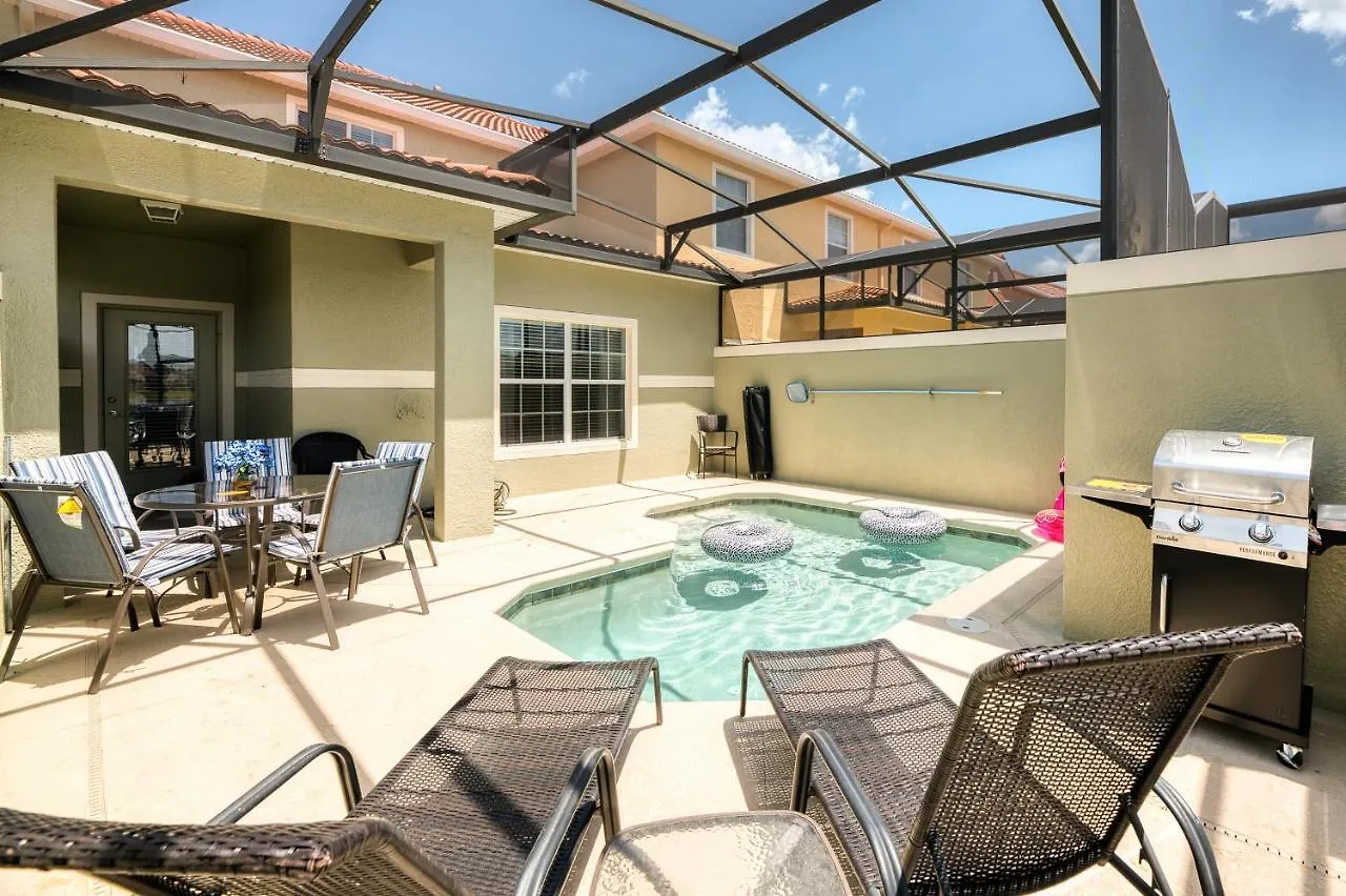 Lost In Paradise-cozy Townhouse, Private Heated Pool, Bbq Holiday home *