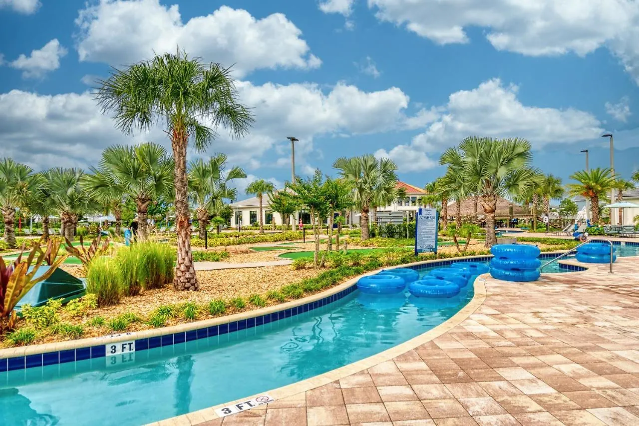 Splendid With Private Pool Near Disney Holiday home *