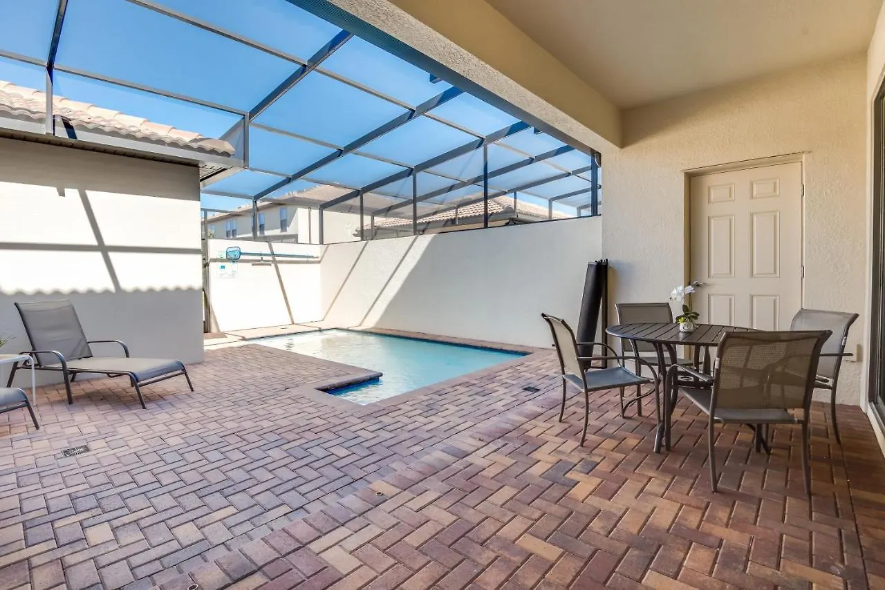 Townhome Wprivate Pool & Free On-site Water Park *