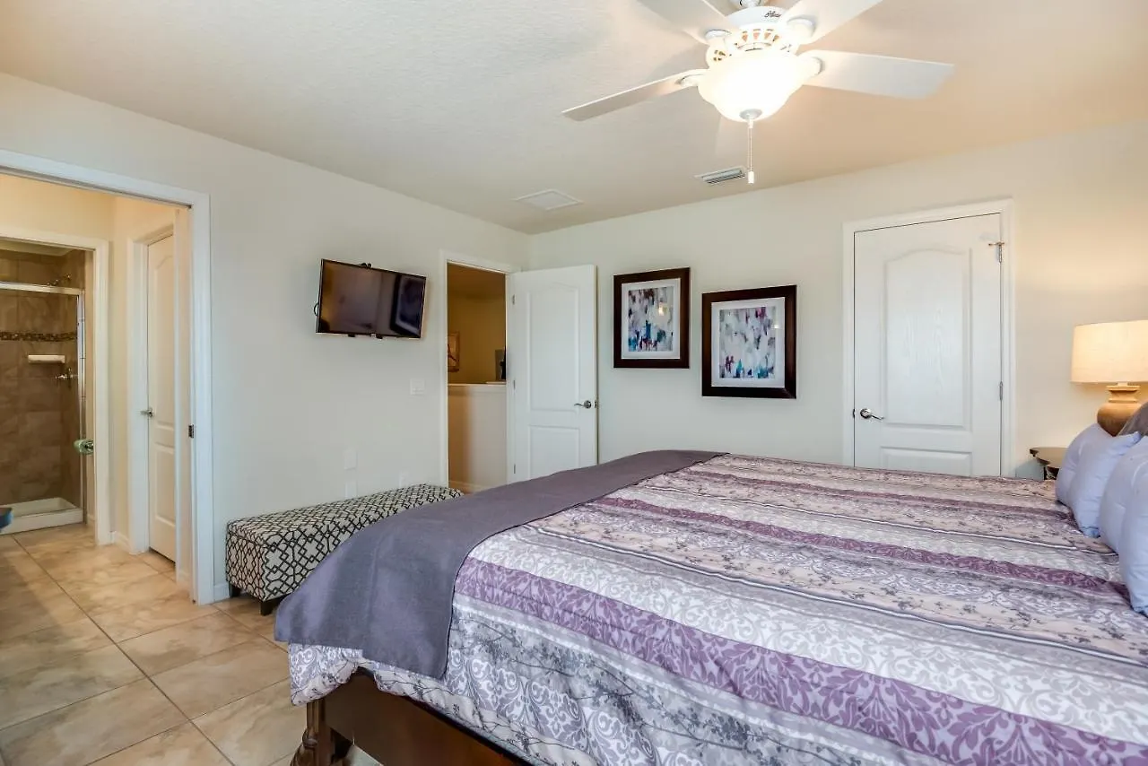 Townhome Wprivate Pool & Free On-site Water Park