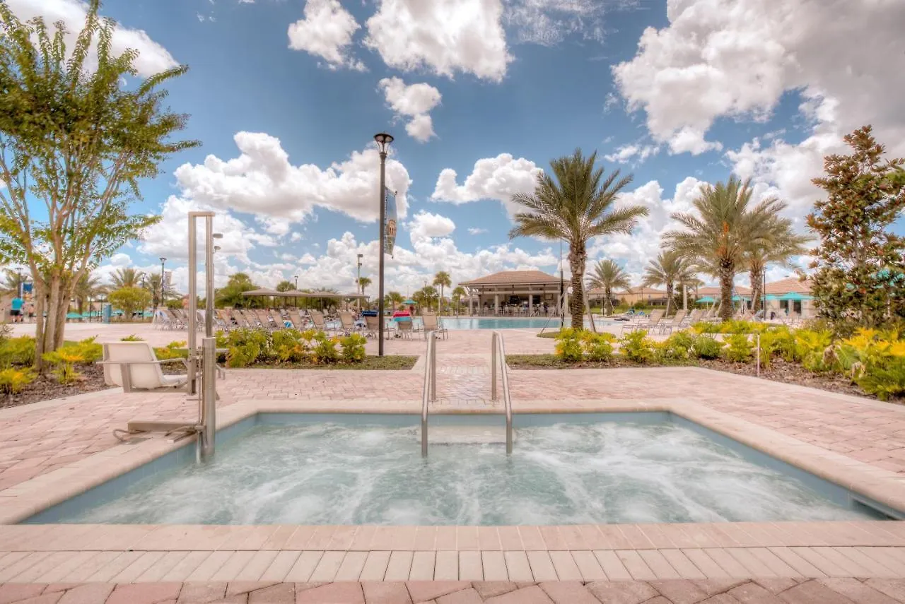 Large Villa, Private Poolgame Roommovie Theater Holiday home *