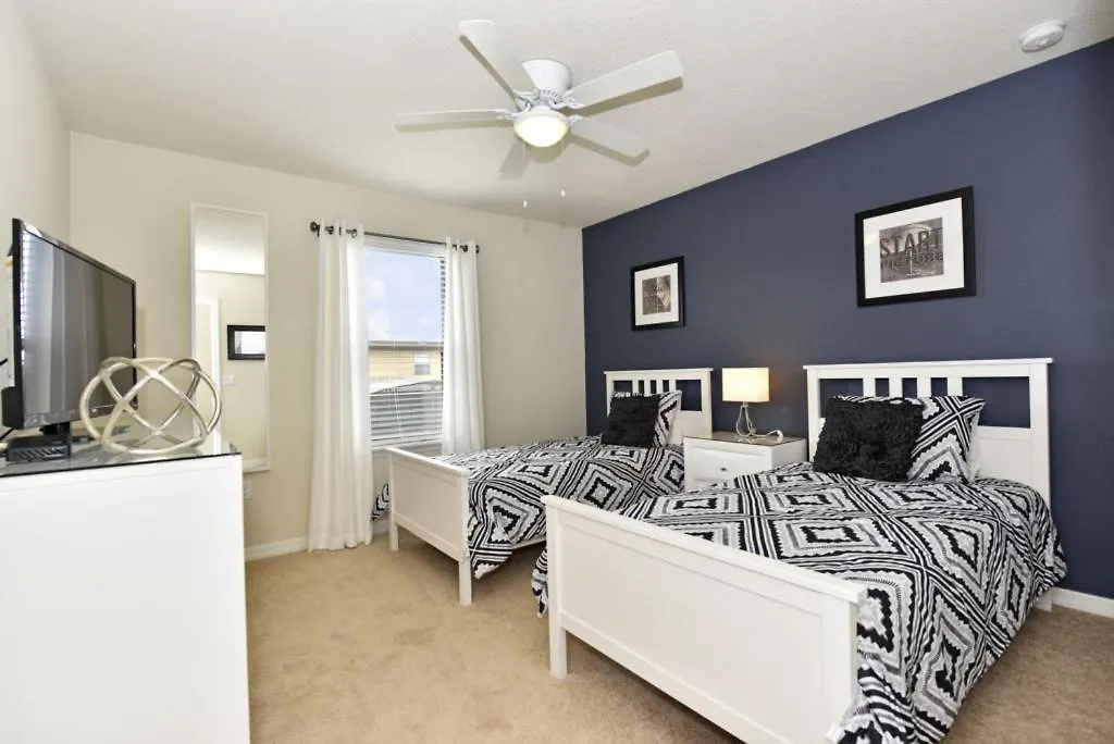 2112 Windsor At Westside 7 Bedroom