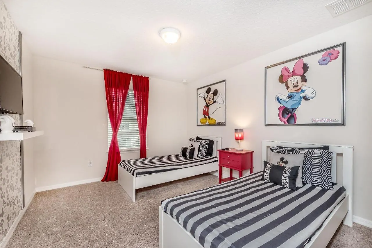 Solara Townhome, 15 Minutes From