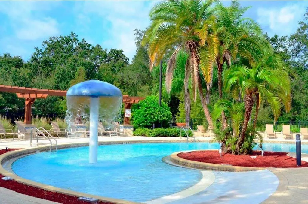 Charming Townhouse With 2 King & Amazing Pool Only 10 Mins To *