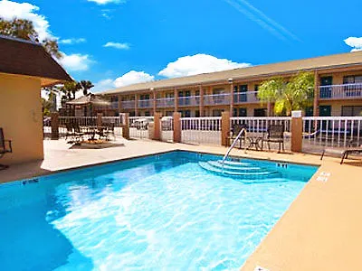 Hotel Super 8 By Wyndham Kissimmee/maingate/orlando Area 2*