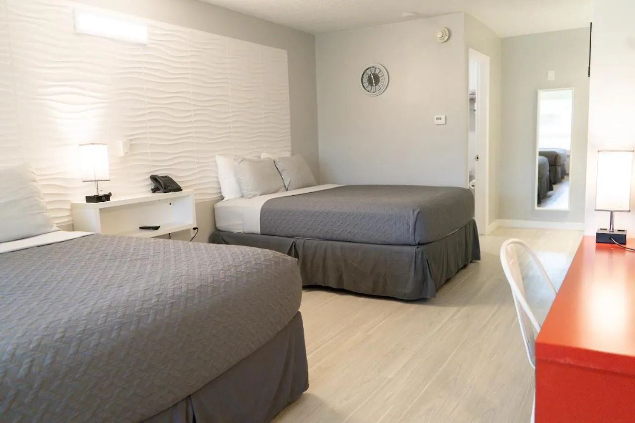 Hotel Near 4 People