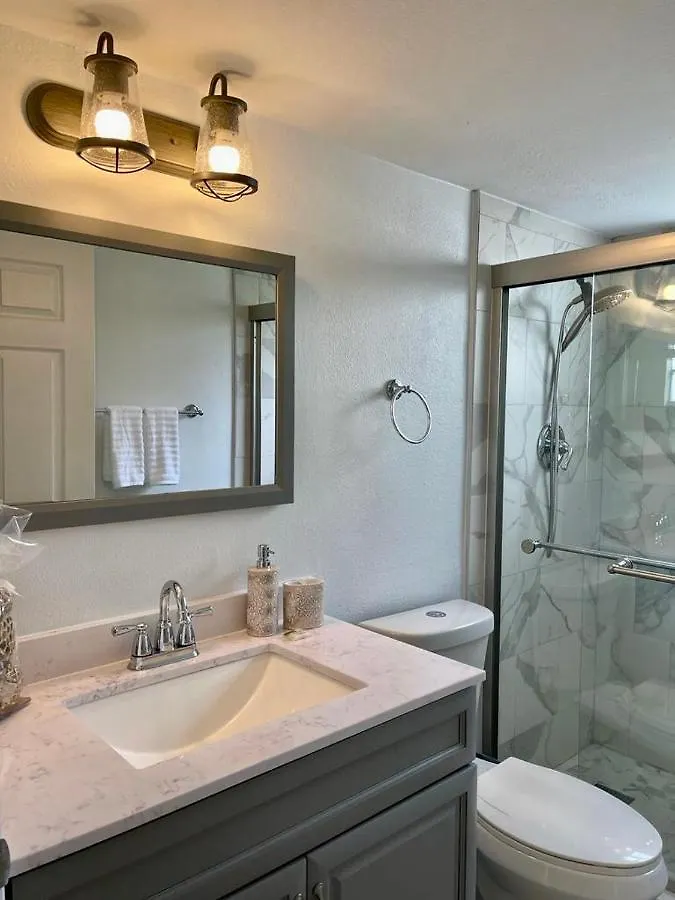 Apartment Grand Deluxe 3br Near Parks *