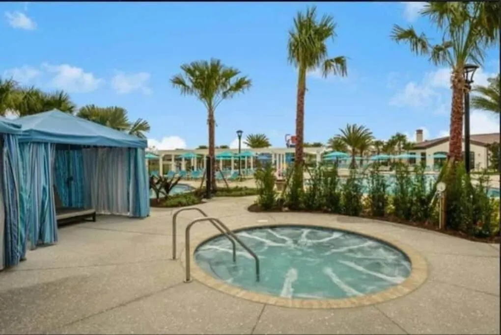 Дом отдыха Disney Modern 6 Bedroom Vacation W/ Pool &hot Tub