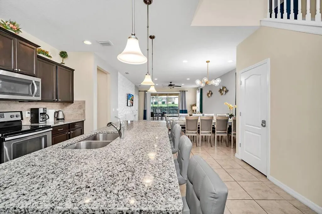 Holiday home Disney Modern 6 Bedroom Vacation W/ Pool &hot Tub