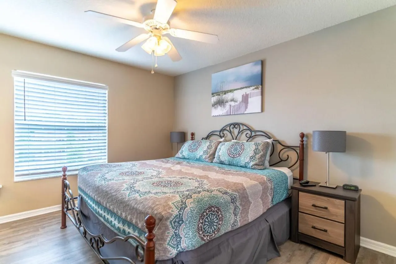3175 Encantada
