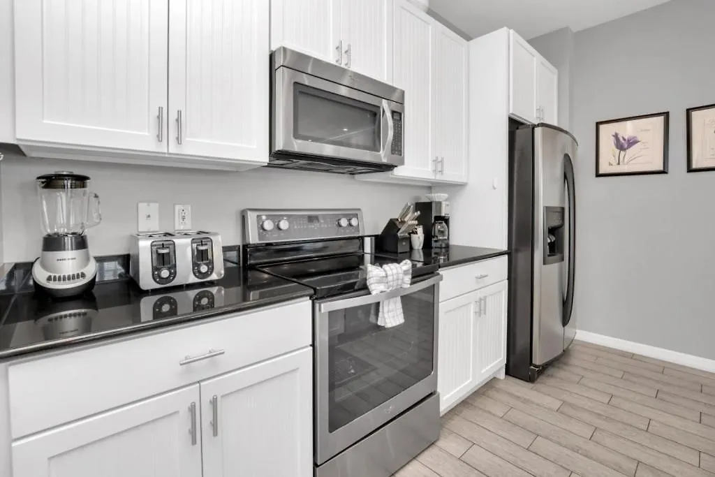 Holiday home 4 Bed Townhome With Private Pool Near Disney! Townhouse *