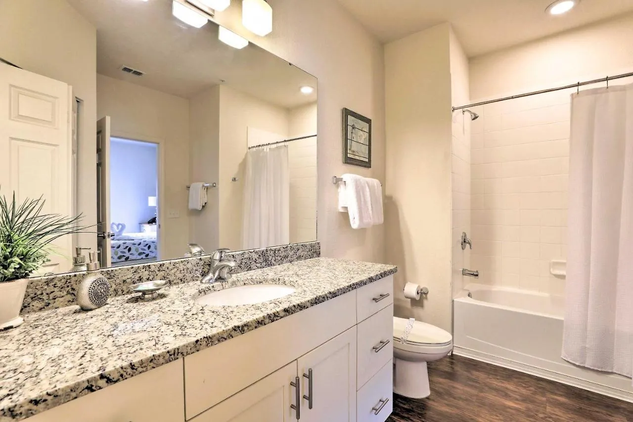 Lucaya Village Townhome With Pool, 6 Mi To Disney! * Kissimmee