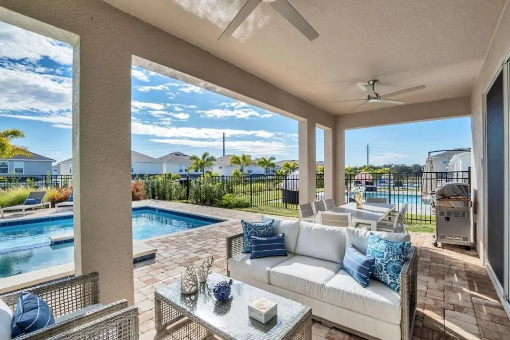 Villa 10 Bed Movie Theater Room, Pool, Games Kissimmee