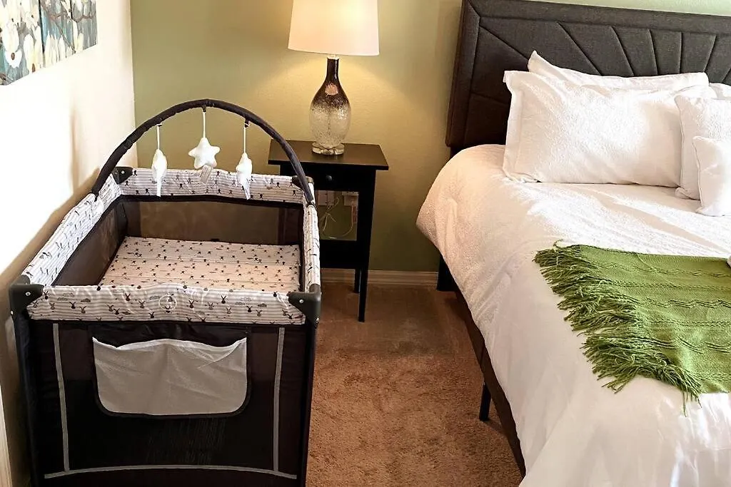 Super Comfy And Spacious 3 Bedroom 10 Minutes From Disney, With Major Shopping 4 Minutes Away Holiday home Kissimmee