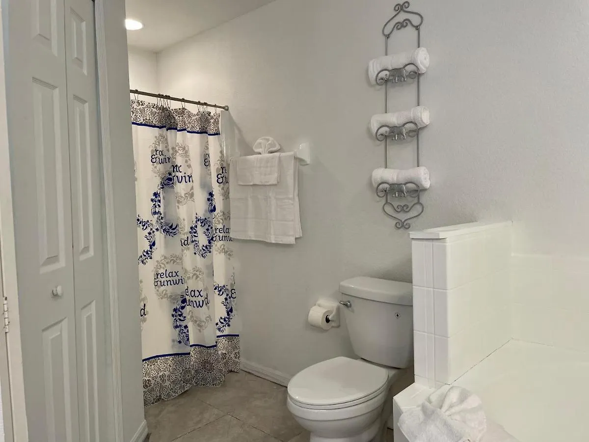 Cozy Spacious 4bd With Garden Tub Near Kissimmee