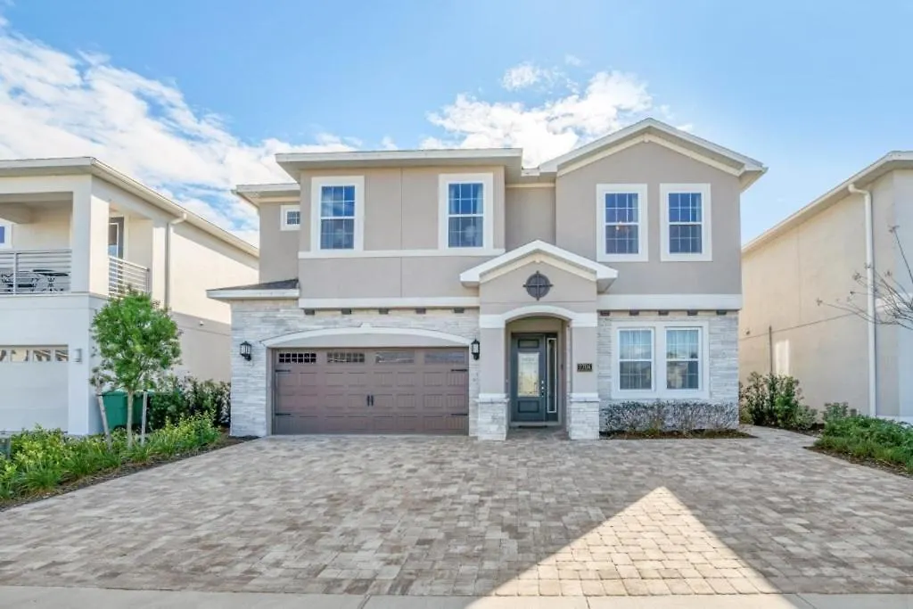 10 Bed Movie Theater Room, Pool, Games Kissimmee