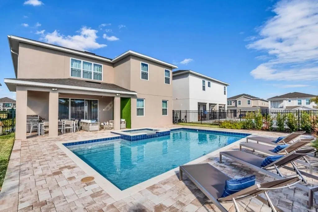 Villa 10 Bed Movie Theater Room, Pool, Games Kissimmee