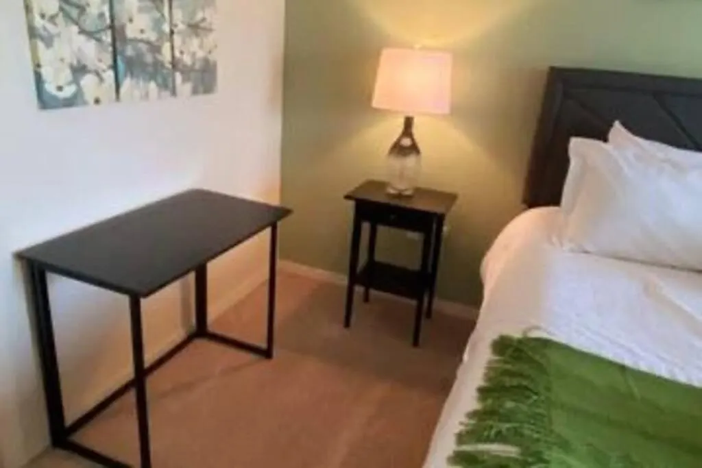 Super Comfy And Spacious 3 Bedroom 10 Minutes From Disney, With Major Shopping 4 Minutes Away * Kissimmee