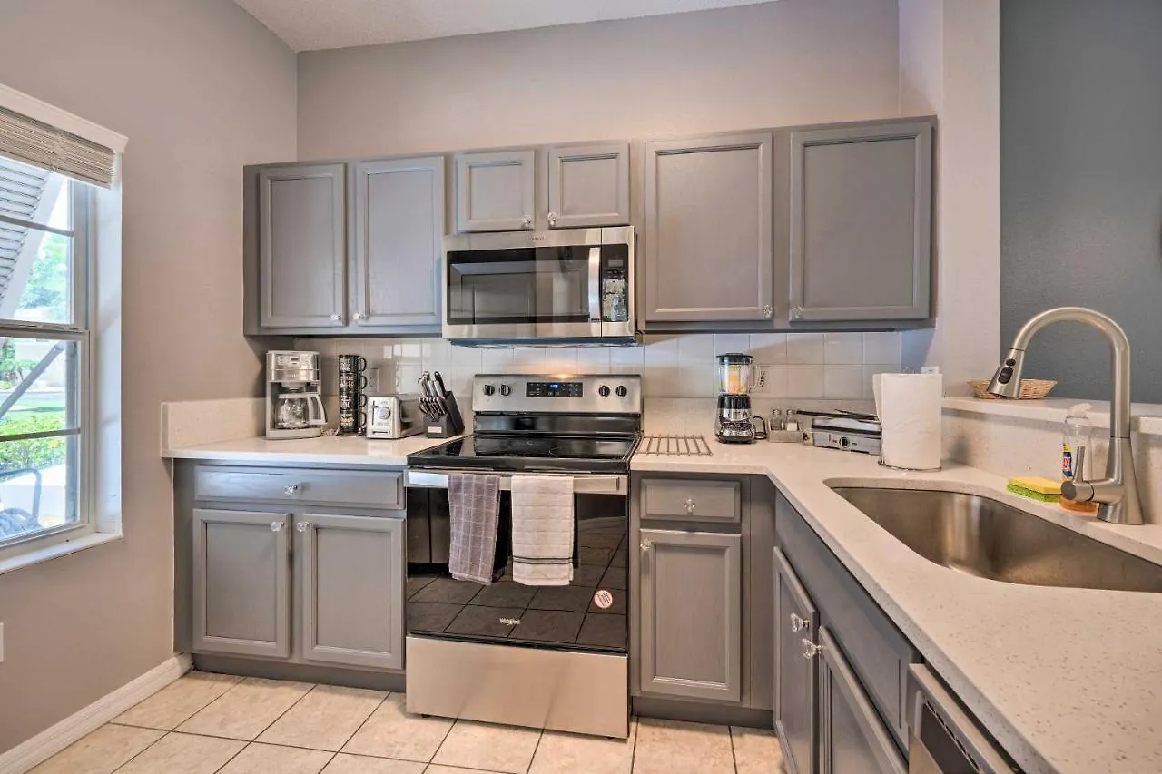 With Pool Access About 9 Mi To Disney! Holiday home *
