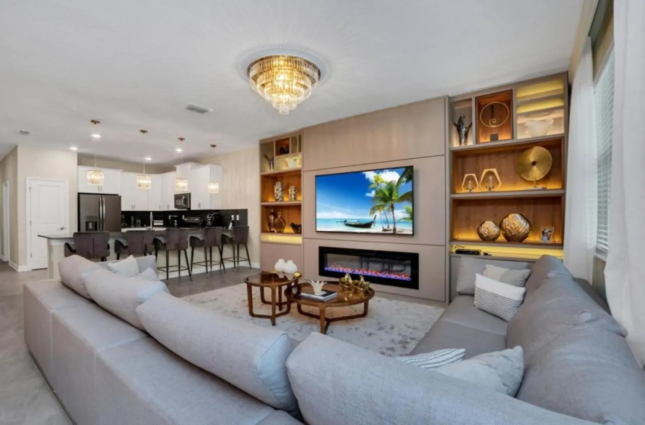 St Barts 9 Bedroom & Games Holiday home