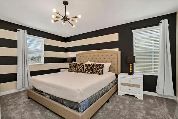 Magical Family 8min Disneyworld Pool/spa Sleeps 22