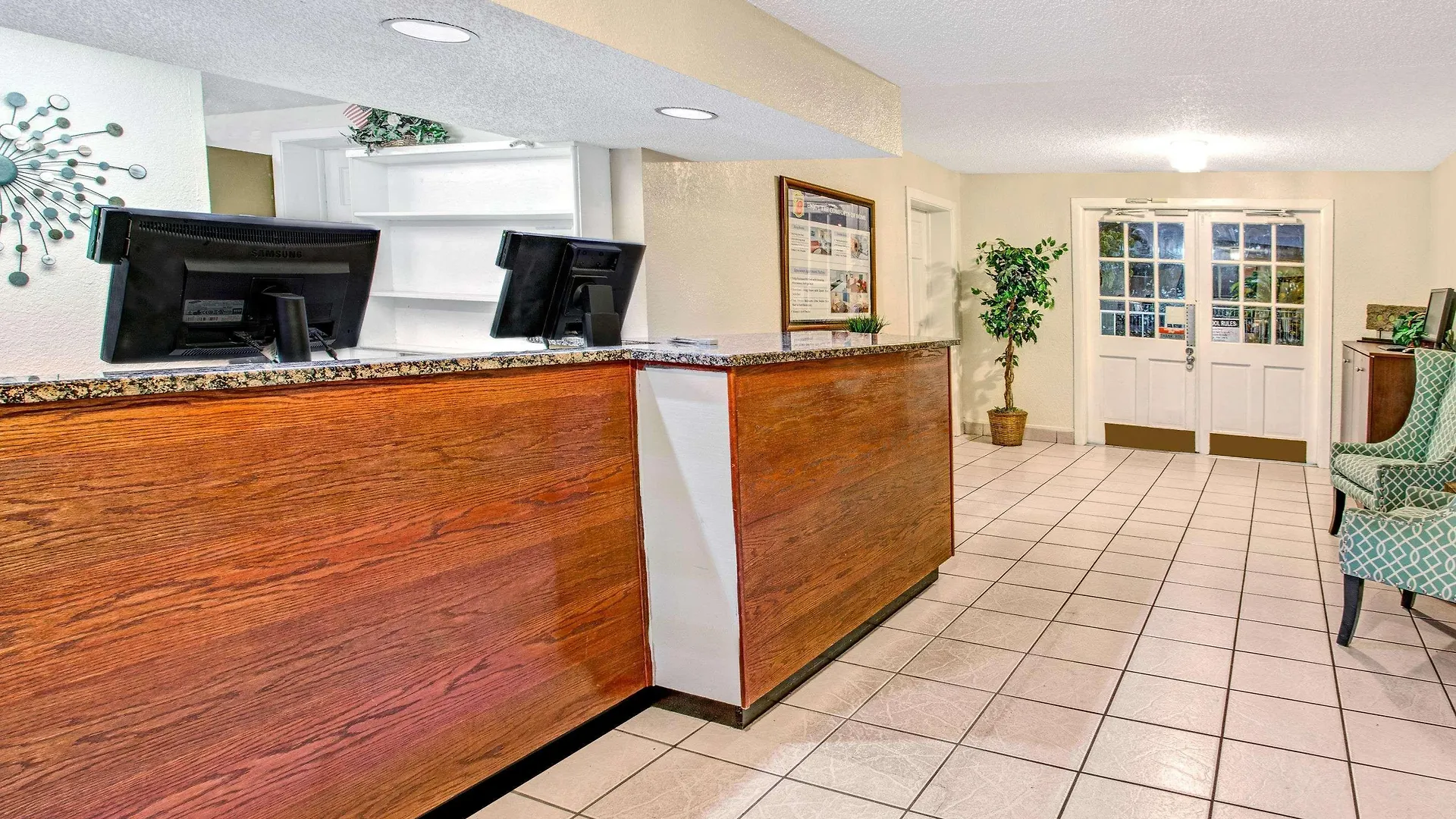 Motel Super 8 By Wyndham Kissimmee